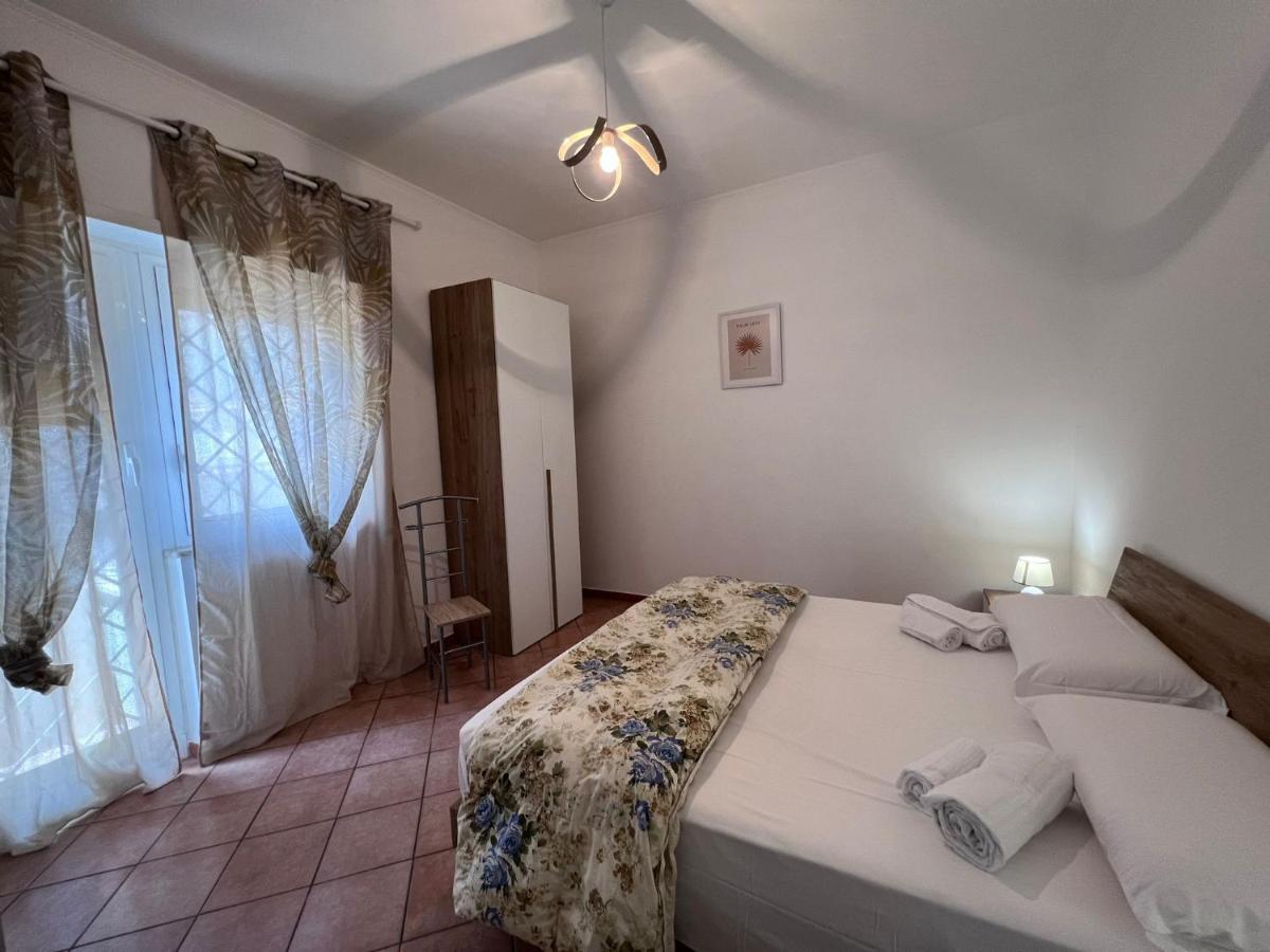 Le Marinare Apartment ลิโด ดิ ออสเตีย ภายนอก รูปภาพ