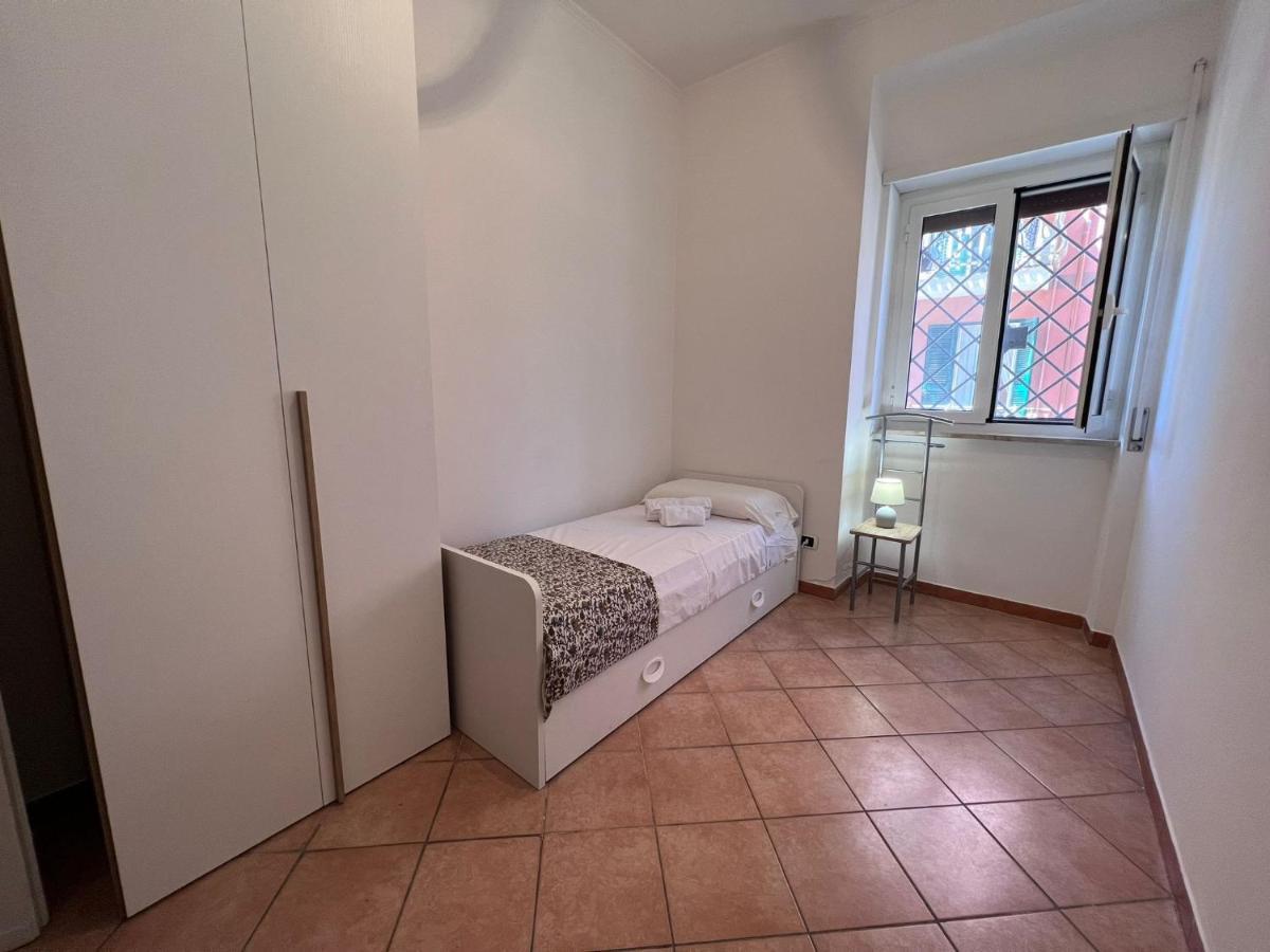 Le Marinare Apartment ลิโด ดิ ออสเตีย ภายนอก รูปภาพ