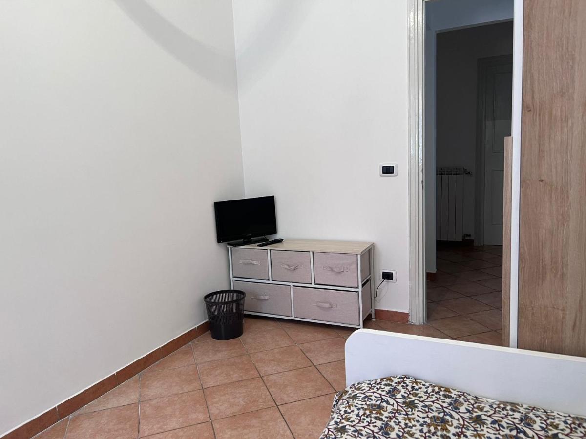 Le Marinare Apartment ลิโด ดิ ออสเตีย ภายนอก รูปภาพ