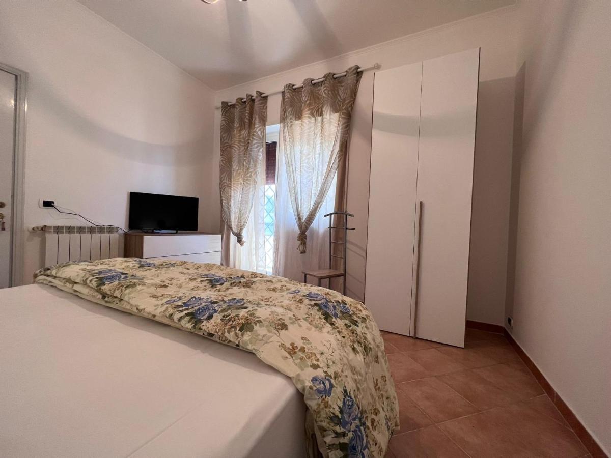 Le Marinare Apartment ลิโด ดิ ออสเตีย ภายนอก รูปภาพ